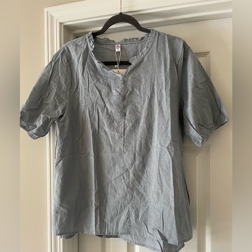 Linen-Like Bow Stitching Top